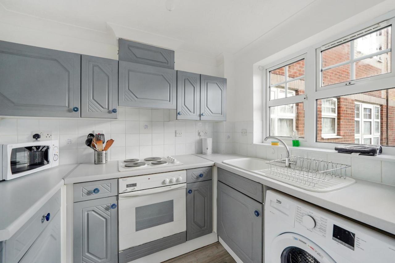 شقة Cozy Luton Town Centre Retreat المظهر الخارجي الصورة